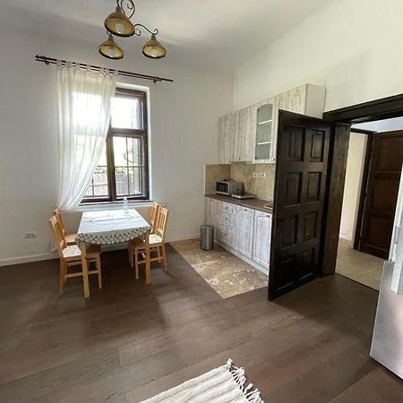 House Of Joven Villa Medias Luaran gambar